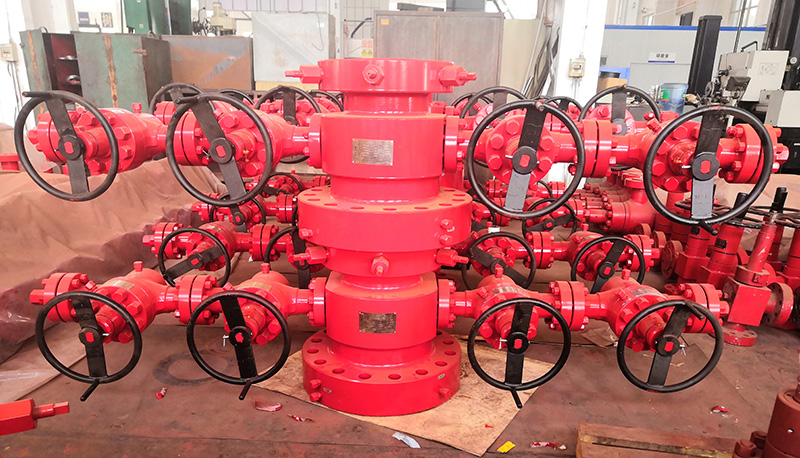 Casing spool